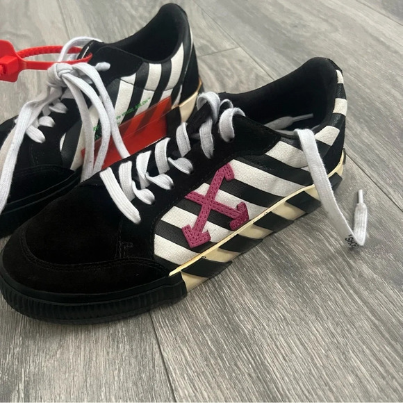 Off— white Arrow striped low-top sneakers - Picture 5 of 6